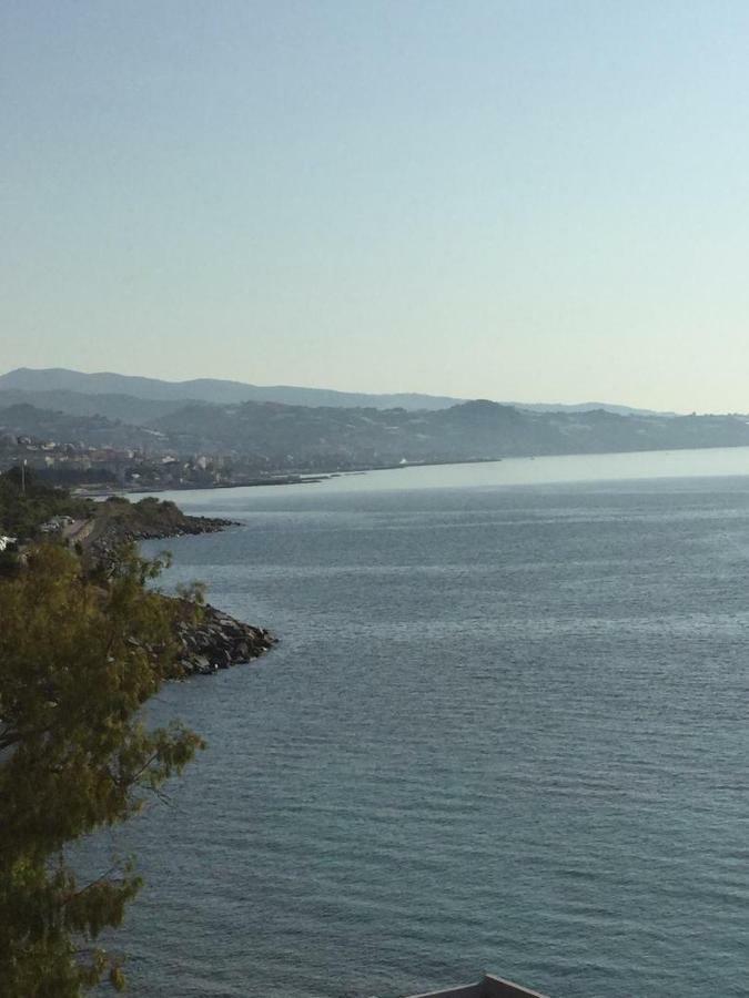 Marina Capo Pino Villa Sanremo Exterior photo